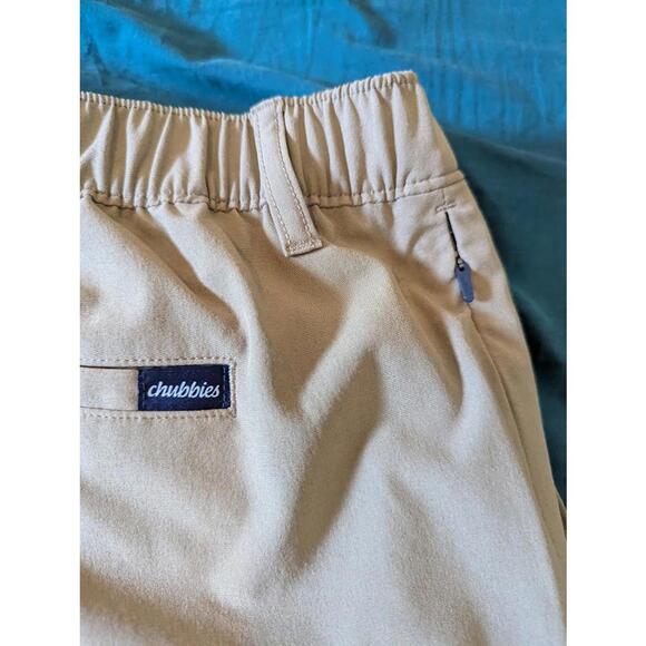 Chubbies Everywear Men's Casual Shorts 2XL Khaki 6" Inseam - Picture 8 of 8